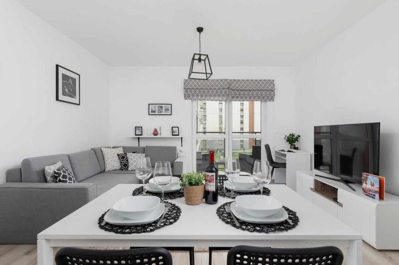 Krowodrza Apartment Premium With Balcony By Renters Prestige Cracovia Esterno foto